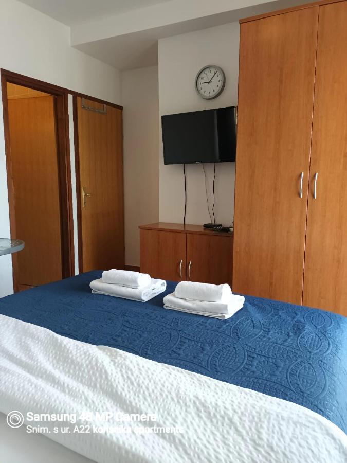 Apartments Ivančić Novi Vinodolski Buitenkant foto