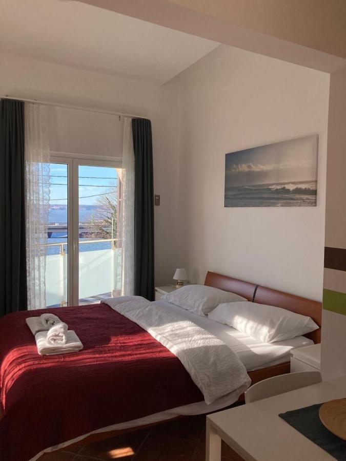 Apartments Ivančić Novi Vinodolski Buitenkant foto