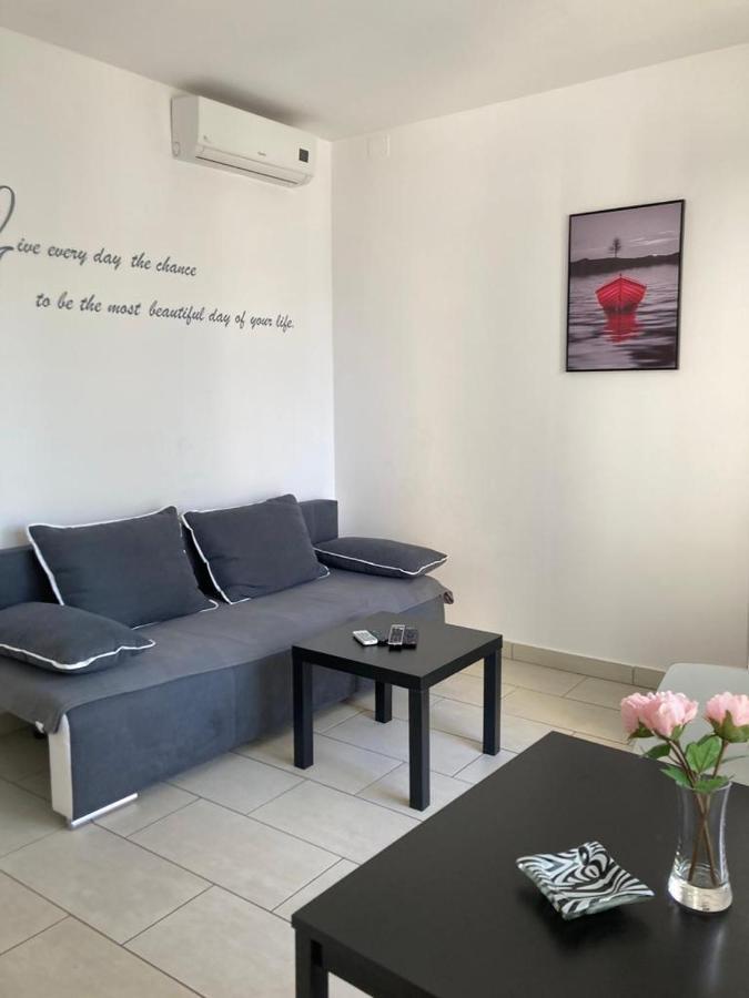 Apartments Ivančić Novi Vinodolski Buitenkant foto