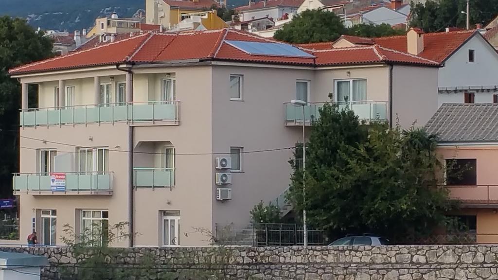 Apartments Ivančić Novi Vinodolski Buitenkant foto