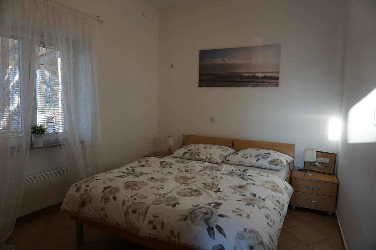 Apartments Ivančić Novi Vinodolski Buitenkant foto