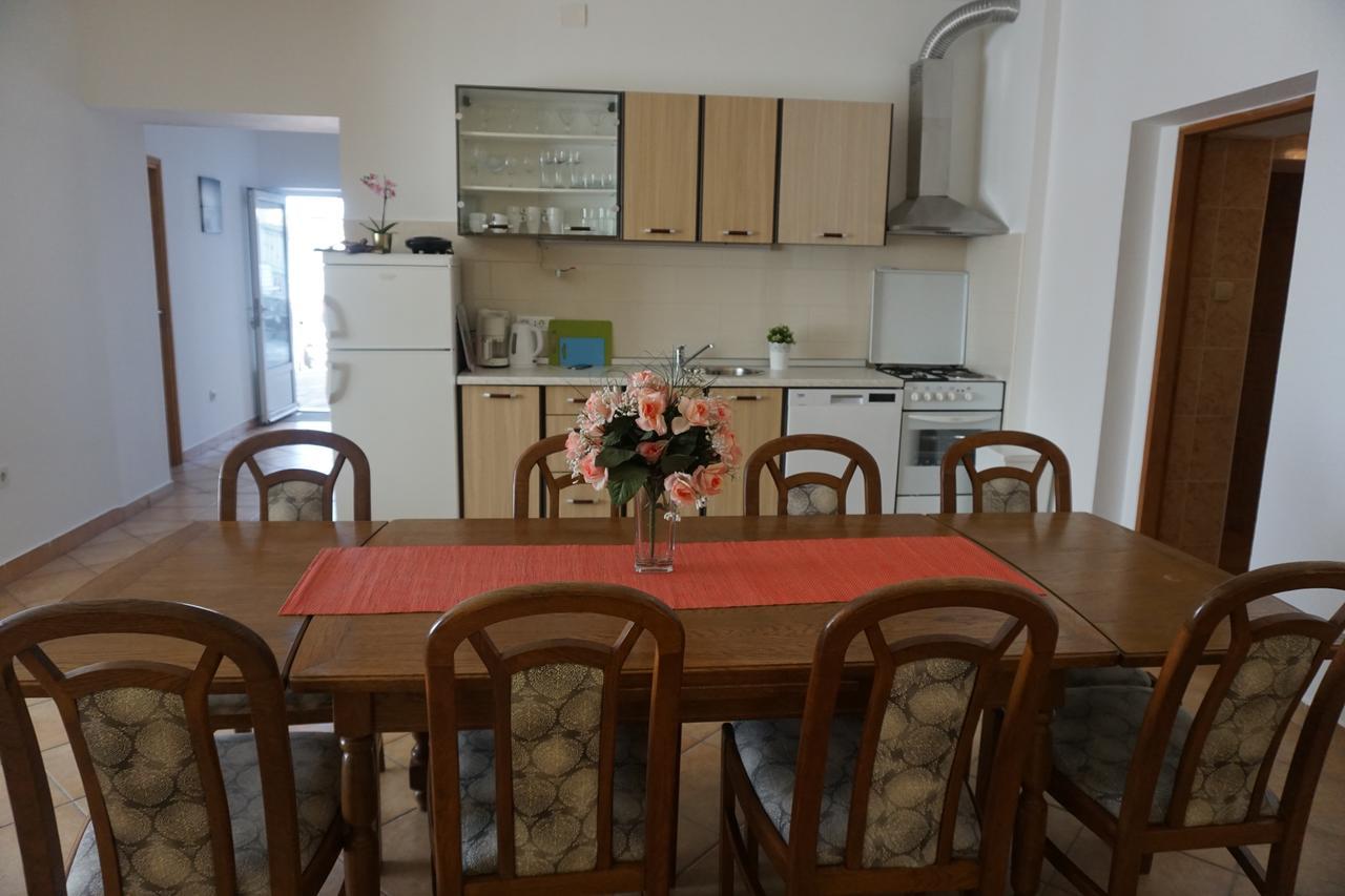 Apartments Ivančić Novi Vinodolski Buitenkant foto