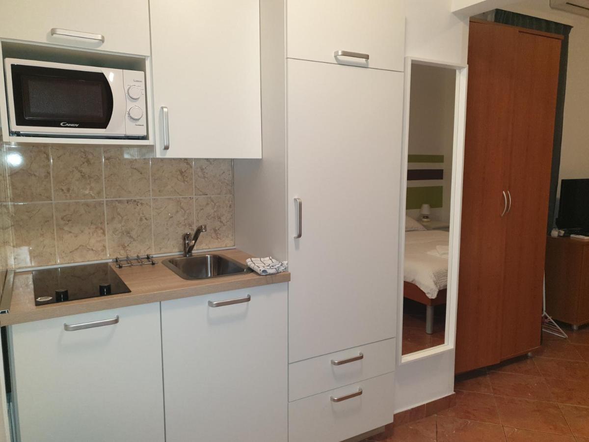 Apartments Ivančić Novi Vinodolski Buitenkant foto